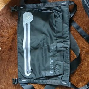 manduka yoga mat carrier bag